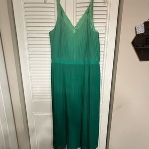 Banana Republic Green Pleated Midi Dress